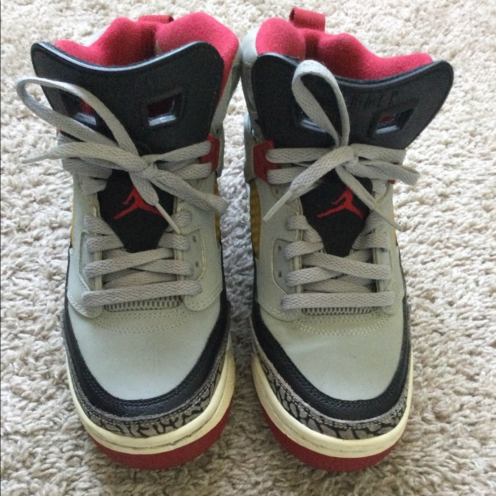๐ฅ๐ฅHOST PIC๐ฅ๐ฅJordan Sneakers - Picture 15 of 16
